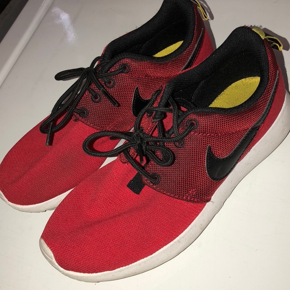 Roshe run Nike shoes